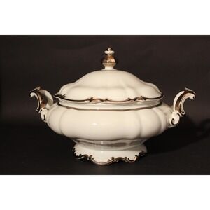 Hutschenreuther Revere Sylvia Germany White Round Covered Casserole Dish Vintage